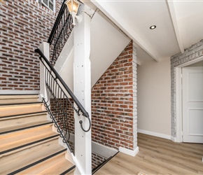 AA-Home-Burford-Crescent-1.jpg