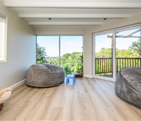 AA-Home-Burford-Crescent-6.jpg