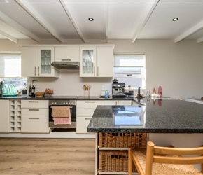 AA-Home-Burford-Crescent-8.jpg