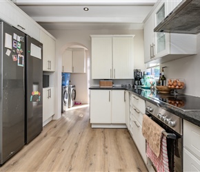 AA-Home-Burford-Crescent-9.jpg