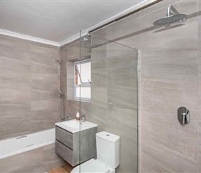 AA-Home-Renovations,-Kabega-Road-14.jpg